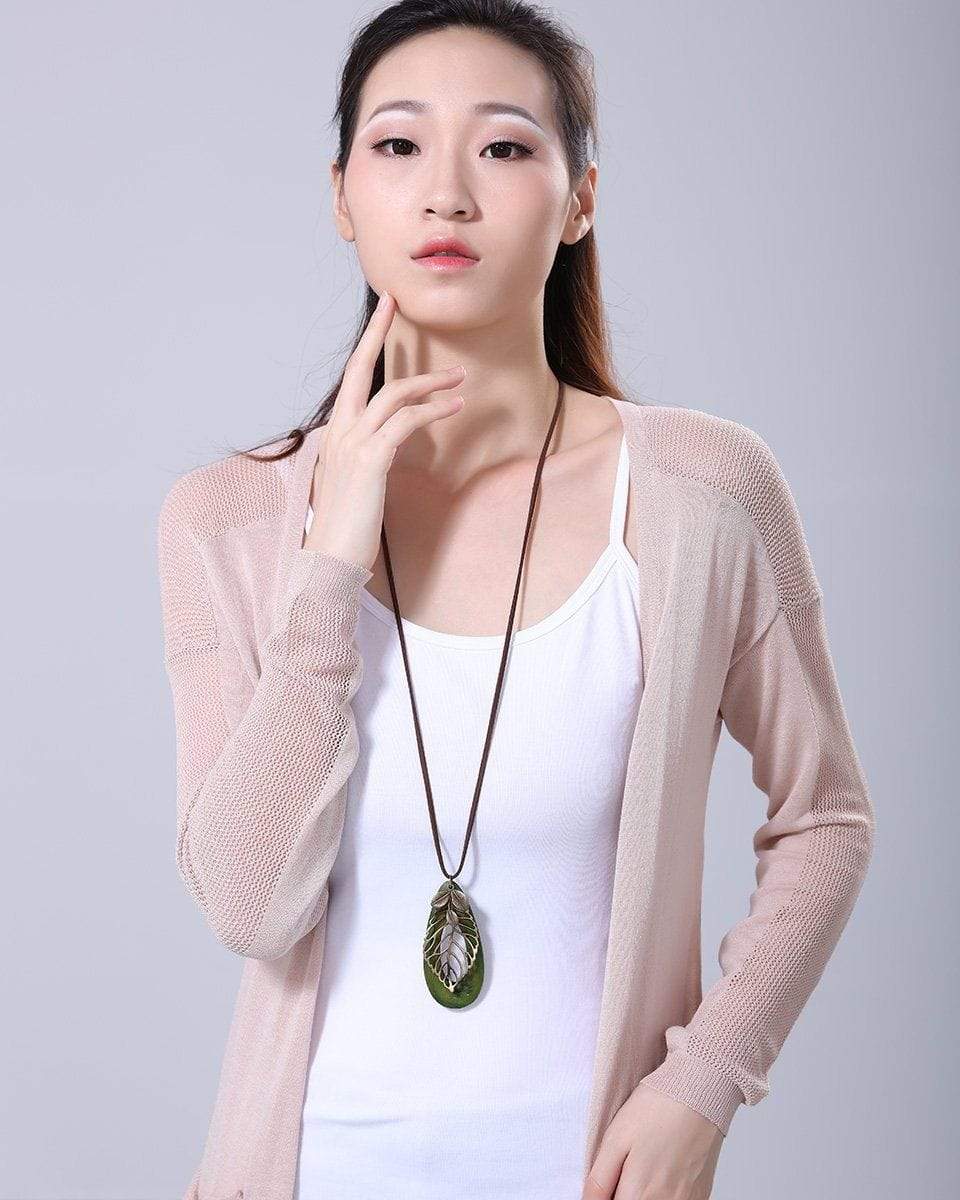 Buddha Trends Geometric Leaf Wooden Pendant Necklace