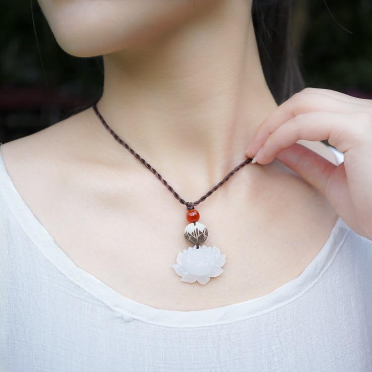 Buddha Trends White Jade Lotus Flower Necklace