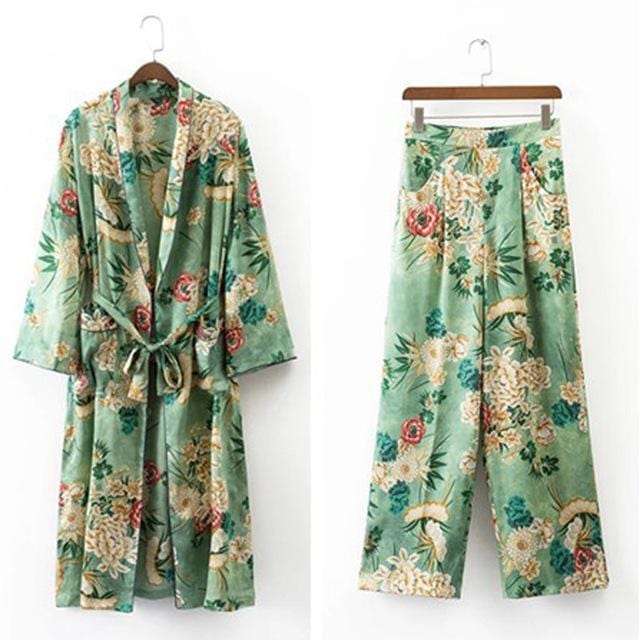 Buddha Trends Cardigans Suit / S Green Floral Kimono Outfit