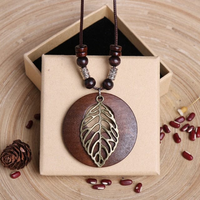 Buddha Trends Geometric Leaf Wooden Pendant Necklace