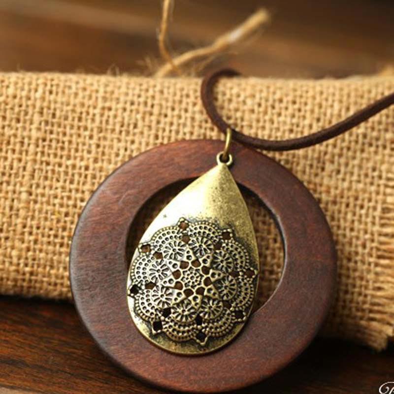 Buddha Trends Tear Drop Wooden Pendant Necklace